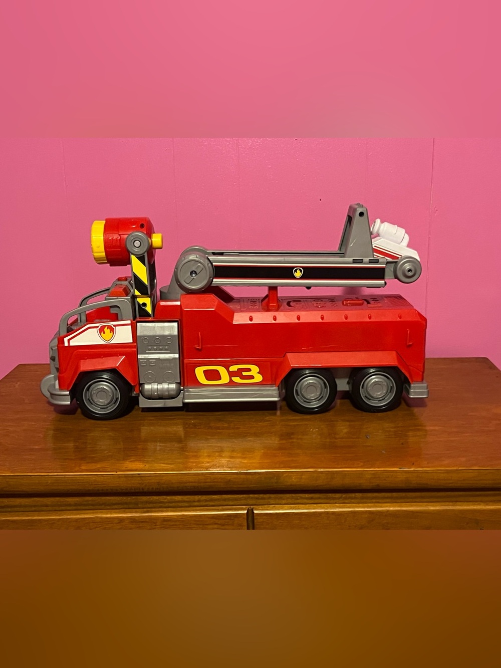 PAW Patrol Marshall's Transforming Movie City Fire Truck